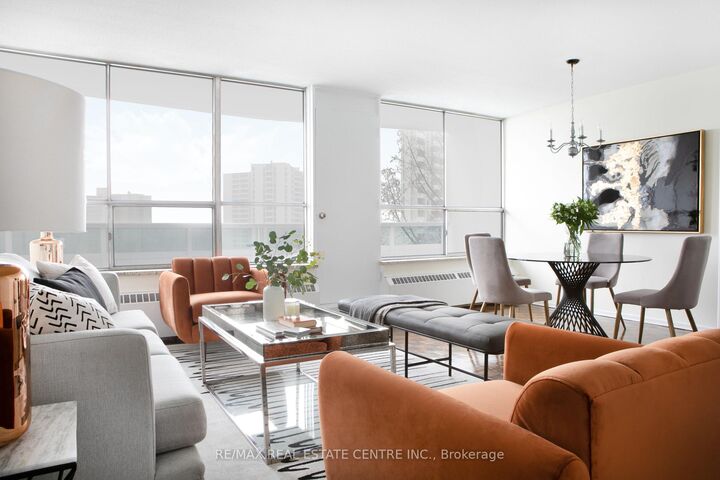 Property Photo:  100 Graydon Hall Drive 1610  ON M3A 3A8 