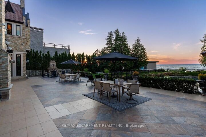 Property Photo: 144 Lake Drive E ON L4P 3E9