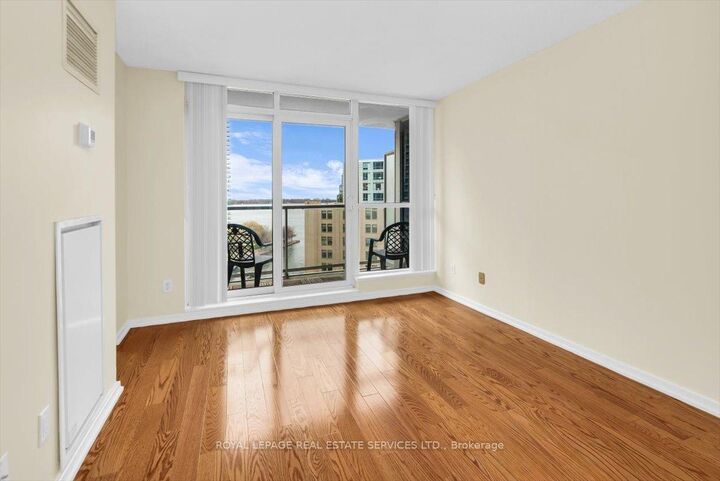 Photo de la propriété:  208 Queens Quay W 1104  ON M5J 2Y5 