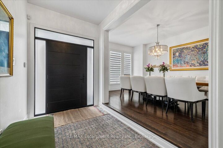 Property Photo:  2400 Spring Meadow Way  ON L6M 0R6 