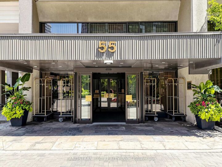 55 Harbour Square 3311 — photo 1