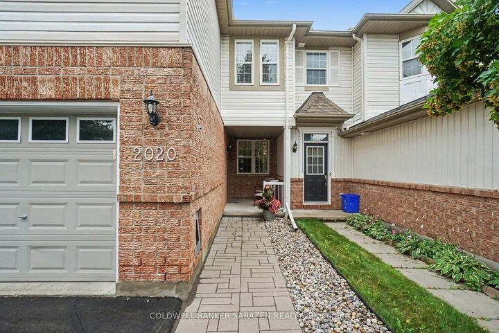 Property Photo:  2020 Breezewood Street  ON K4A 4S6 