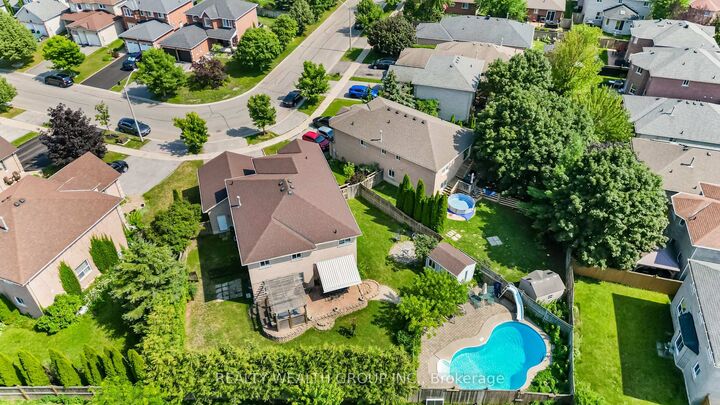 Property Photo: 32 Reynolds Lane ON L4N 0P9