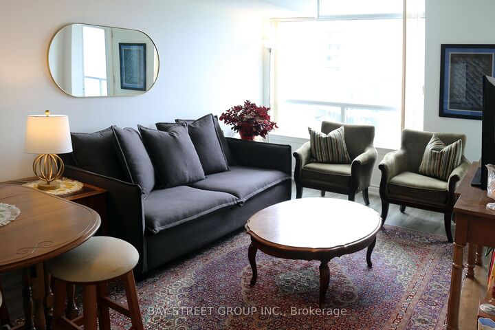 Property Photo:  30 Harrison Garden Boulevard 2808  ON M2N 7A9 