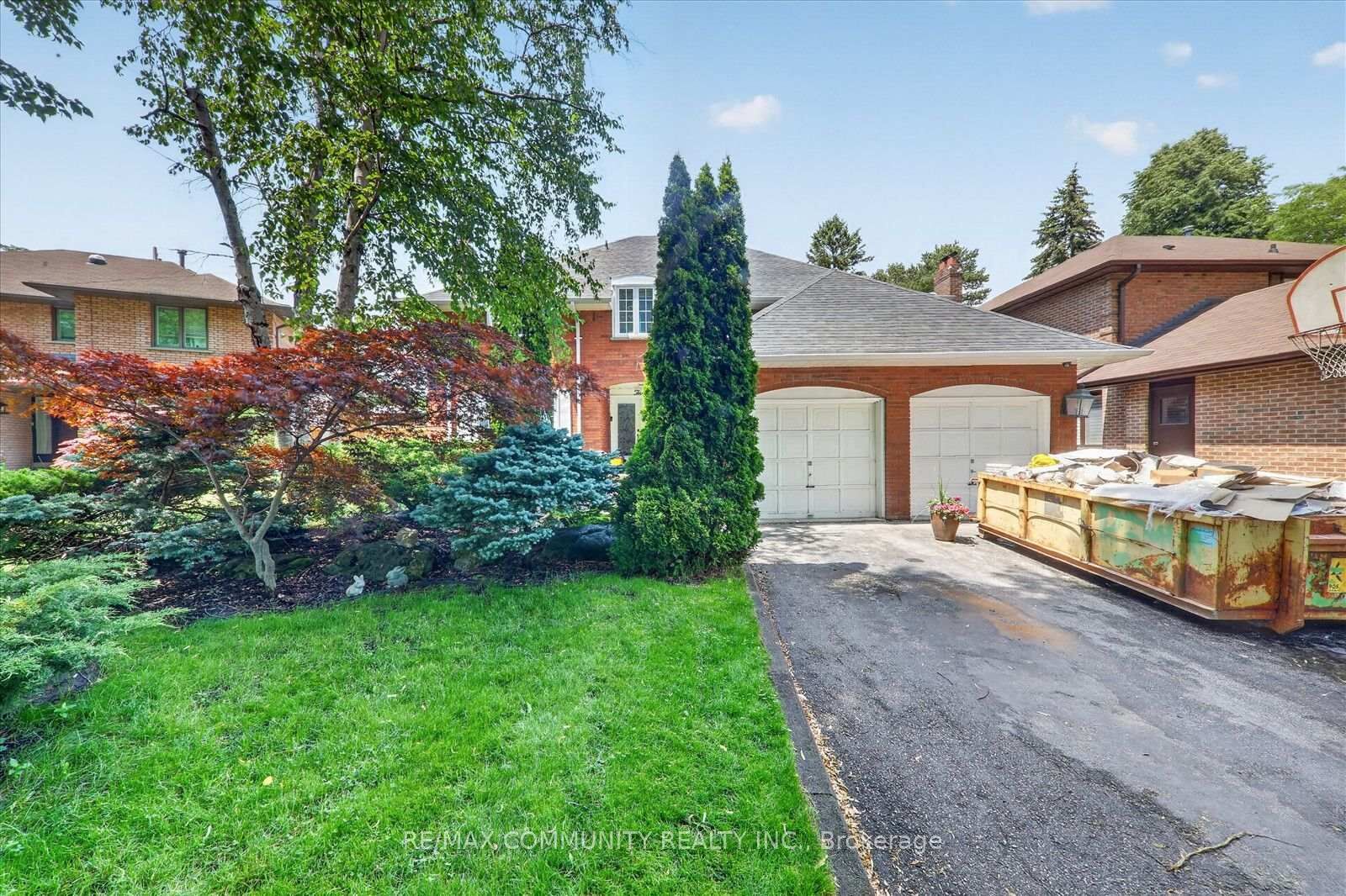 Property Photo:  3 Brigadier Place  ON M1C 3G1 