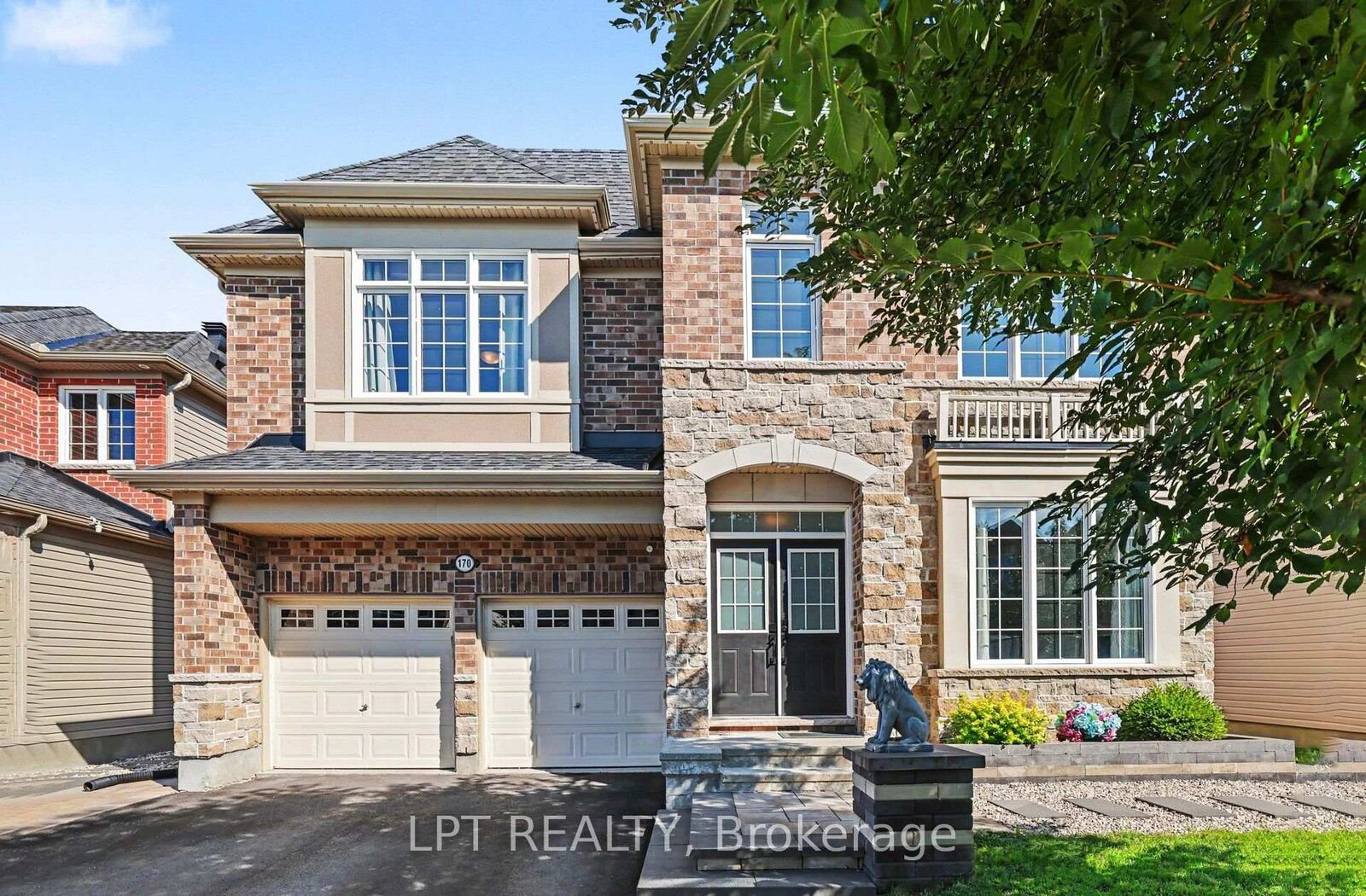 Property Photo:  170 Culloden Crescent  ON K2J 5Z9 