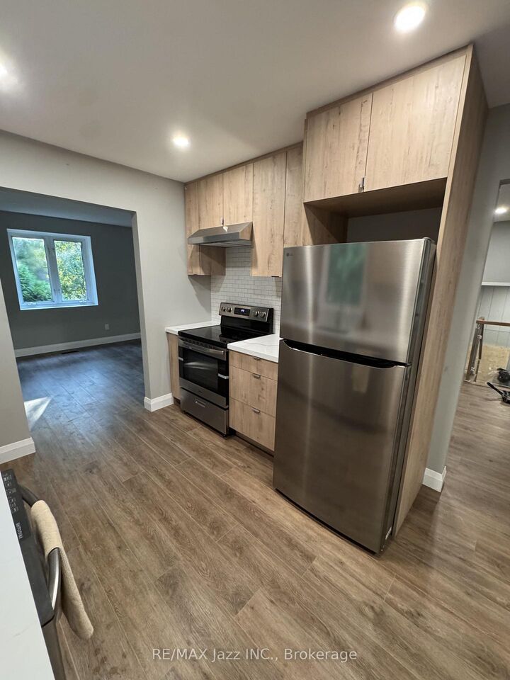 Property Photo:  3025 Lockhart Road  ON L1B 1L9 