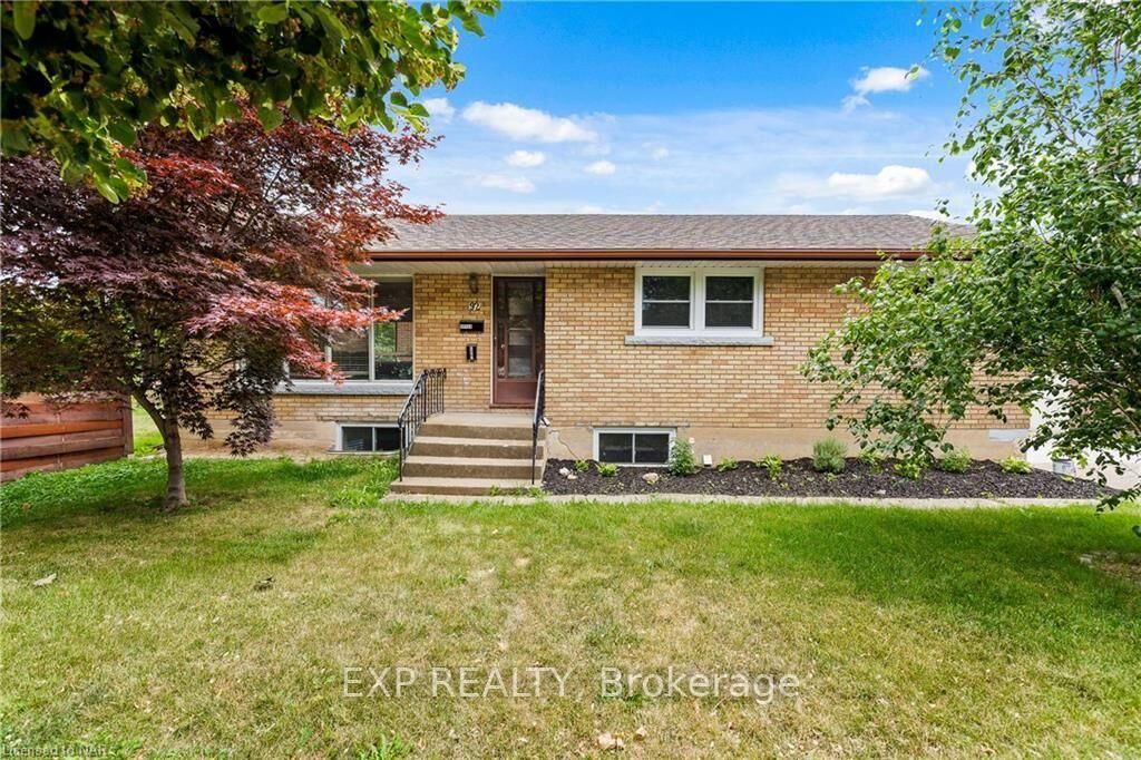 Property Photo: 92 Margery Avenue ON L2R 6K1