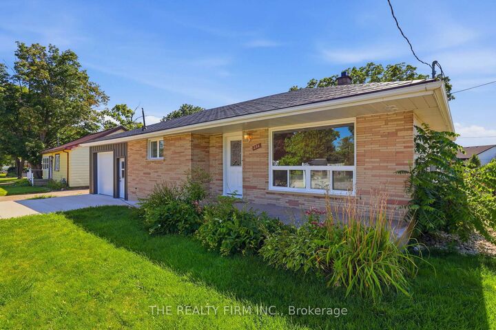 Property Photo:  234 West Street  ON N0L 1B0 