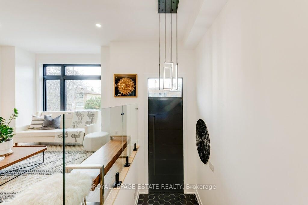 Property Photo:  4 Lunness Road  ON M8W 4M3 
