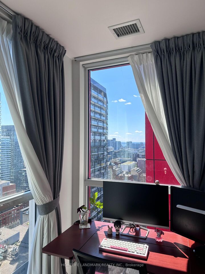 Property Photo: 318 Richmond Street W 3107 ON M5V 0B4