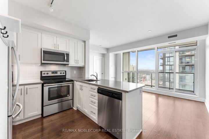Property Photo:  15 Zorra Street 1302  ON M8Z 0C1 