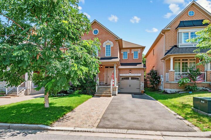 Property Photo:  39 Chardonnay Drive  ON L4J 8R8 