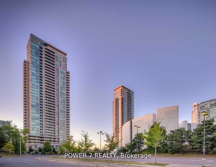Property Photo: 60 Brian Harrison Way 3408 ON M1P 5J5