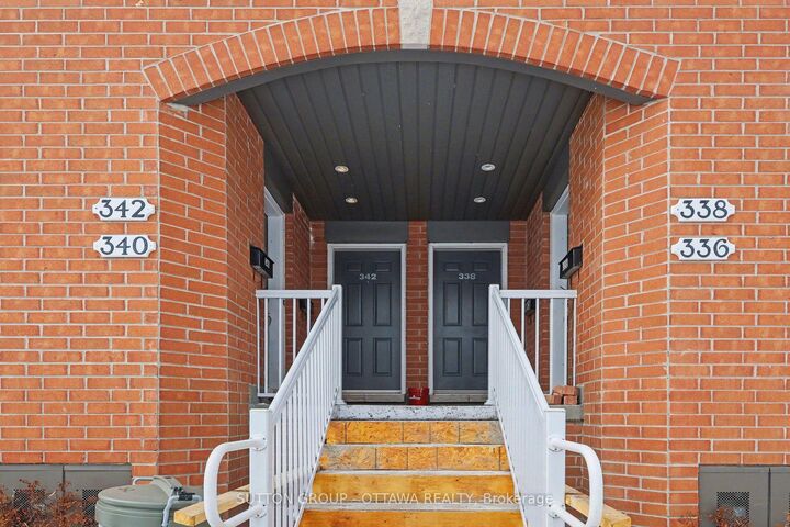 Property Photo: 340 London Terrace ON K1K 2W3