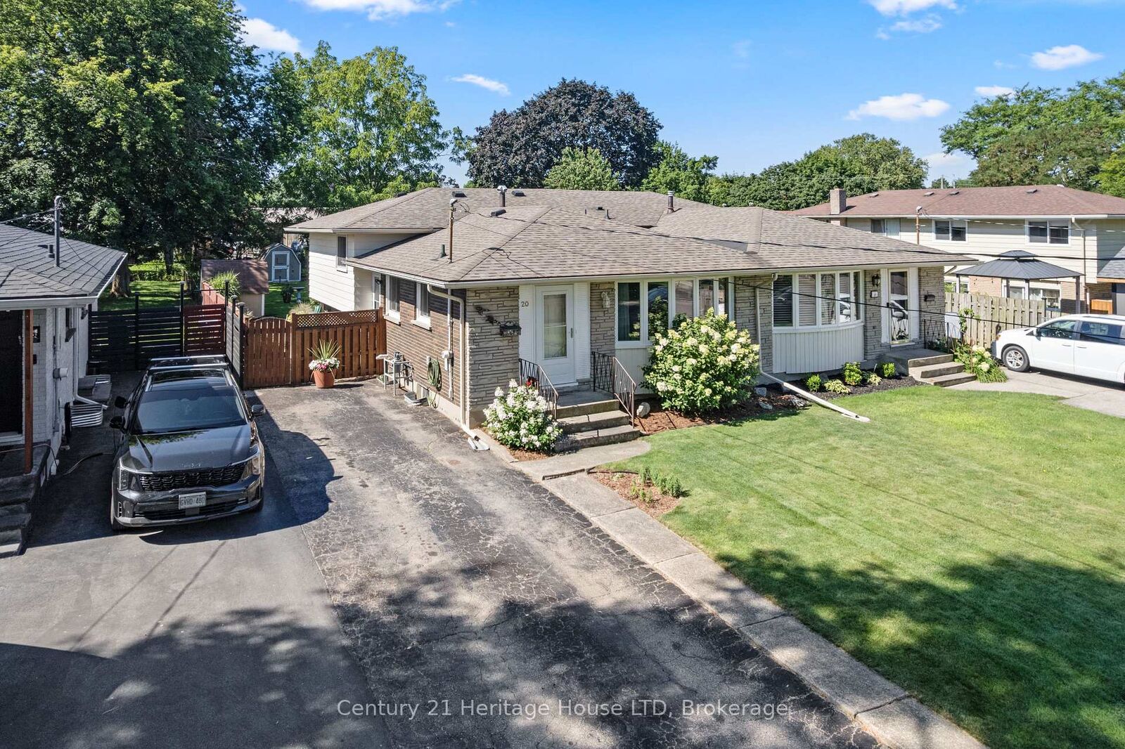 Property Photo:  20 Cypress Street  ON L2N 4L9 