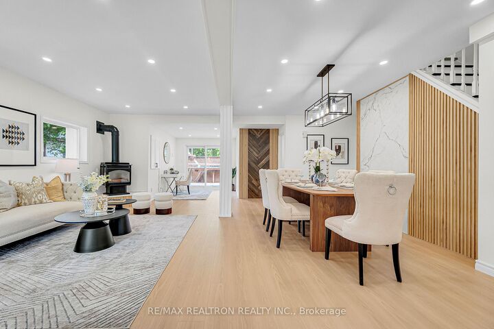 Property Photo: 330 Tampa Drive ON L4P 3A4