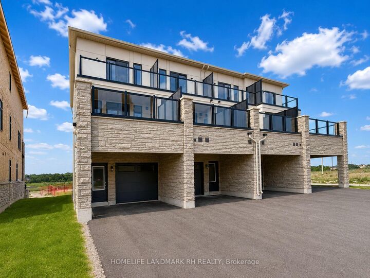 Property Photo:  195 Berczy Green Drive  ON L6C 3P4 