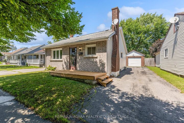 394 Simpson Avenue — photo 1