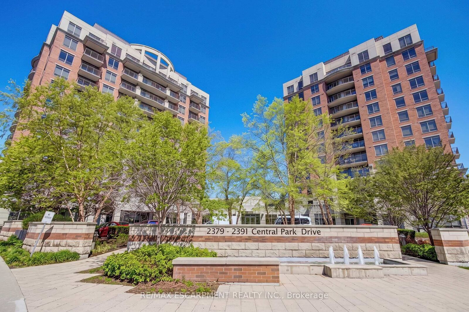 Property Photo: 2379 Central Park Drive 603 ON L6H 0E3