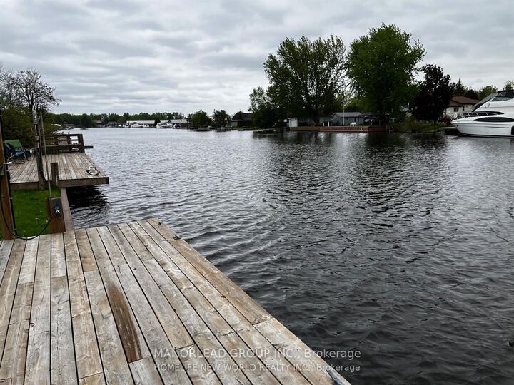 Photo de la propriété:  31 Villa Drive  ON L0E 1N0 