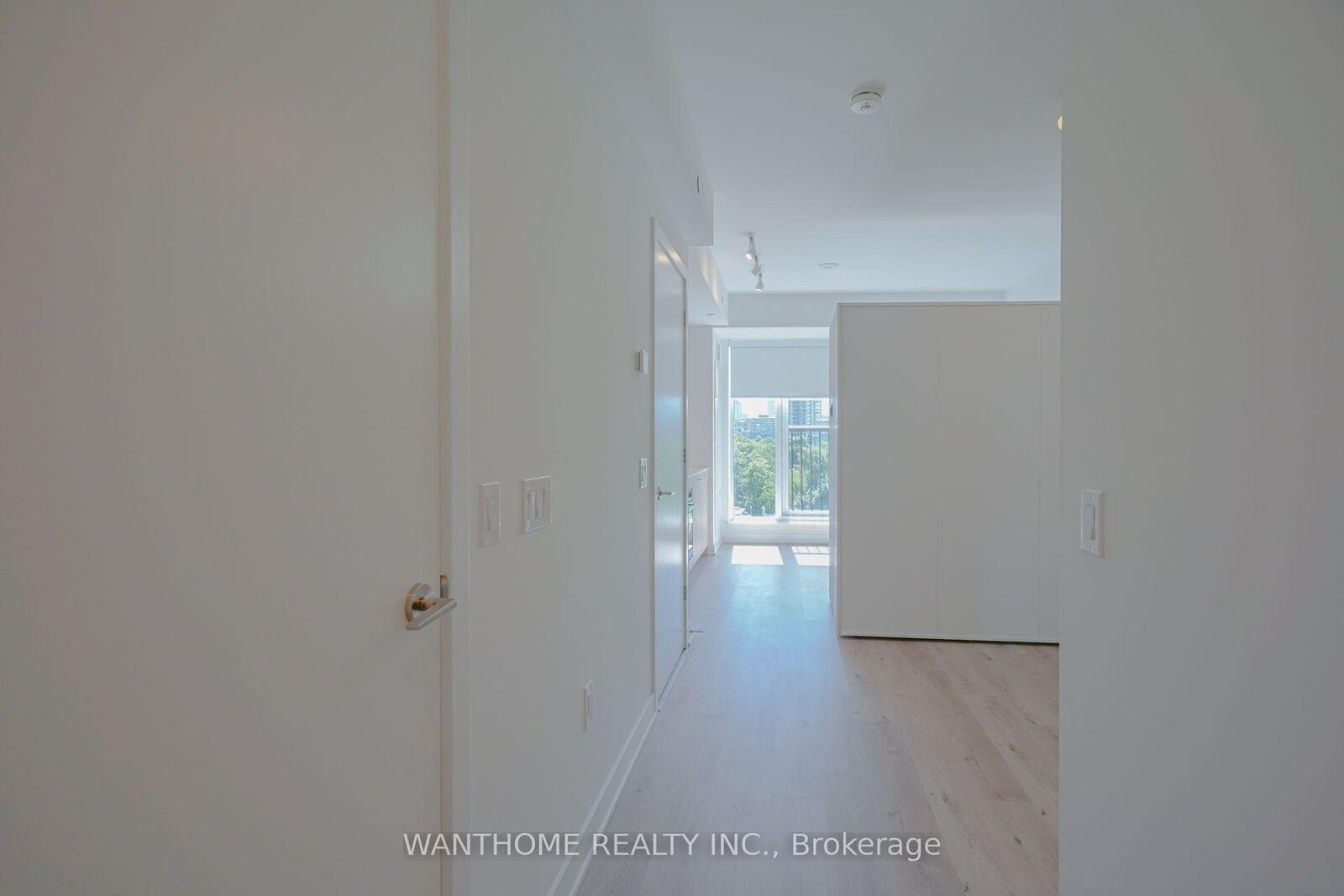 Property Photo: 30 Dreamers Way 726 ON M5A 0Y7