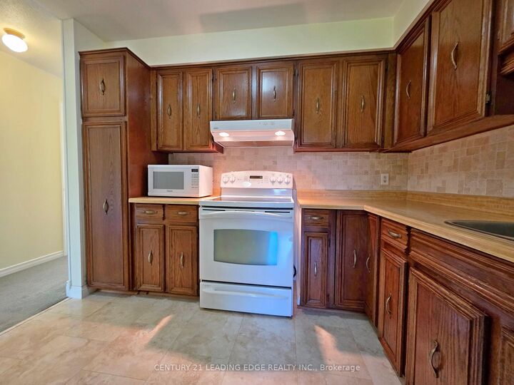 Property Photo:  433 May Street 6  ON L0K 1A0 