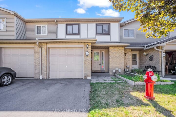 33 Greenwich Circle — photo 1