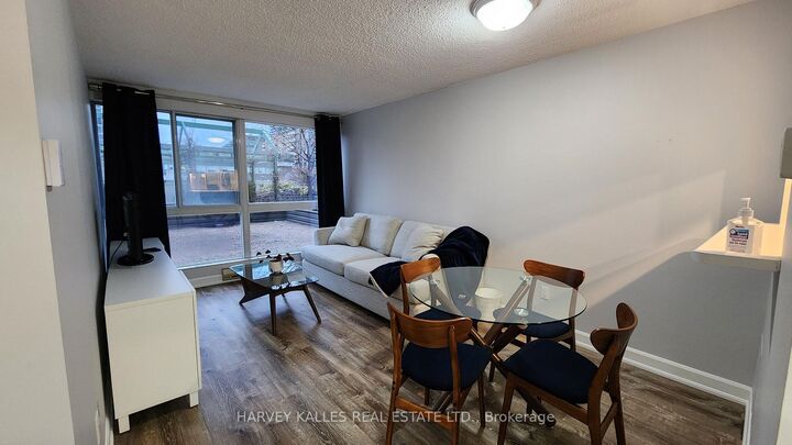 Property Photo:  7 Broadway Avenue 211  ON M4P 3C5 