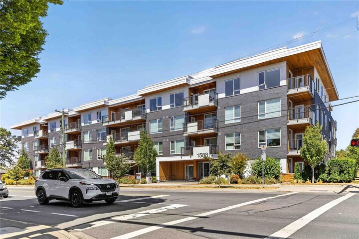 Property Photo: 1588 North Dairy Rd #415 BC V8T 3V4