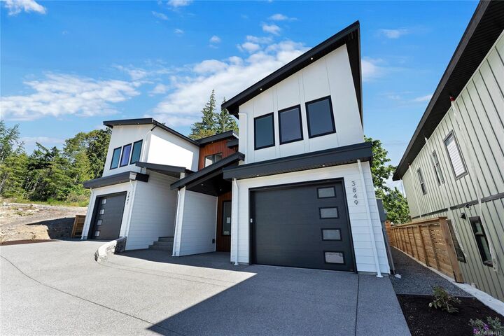 Property Photo: 3849 Olympian Way BC V9C 0R7