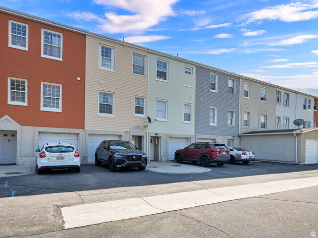 Property Photo:  875 S Arapaho Ct  UT 84302 