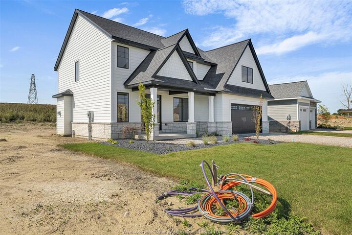 Property Photo: 261 Charles Street ON N8M 0C5