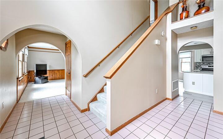 Property Photo:  4847 Shamrogue Ct  PA 15101 