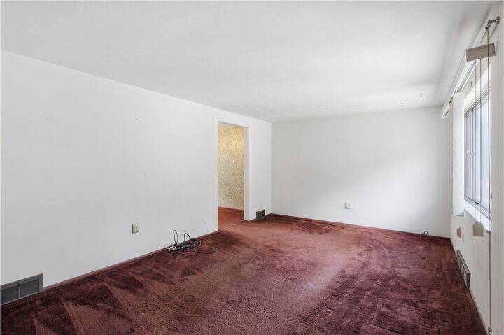 Property Photo:  179 Shenandoah Dr  PA 15235 