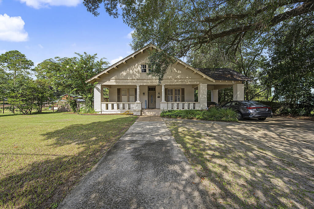 Property Photo: 1207 N Madison Street GA 31701