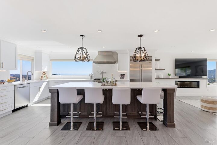 Property Photo:  191 Esmeyer Drive  CA 94903 