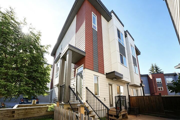 Property Photo: 1670 160 Street 48 BC V4A 0C6