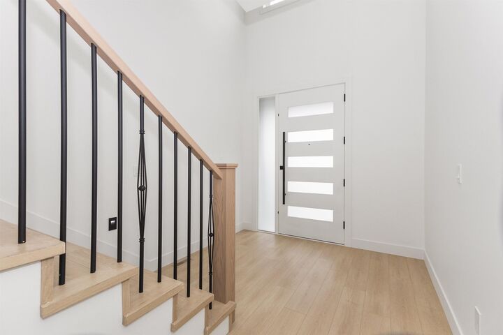 Property Photo: 32515 Higginbottom Court BC V2V 2T7