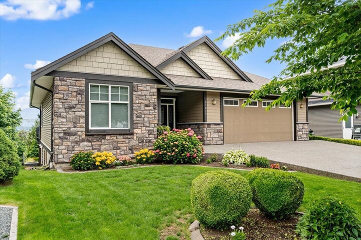 51017 Sophie Crescent — photo 1
