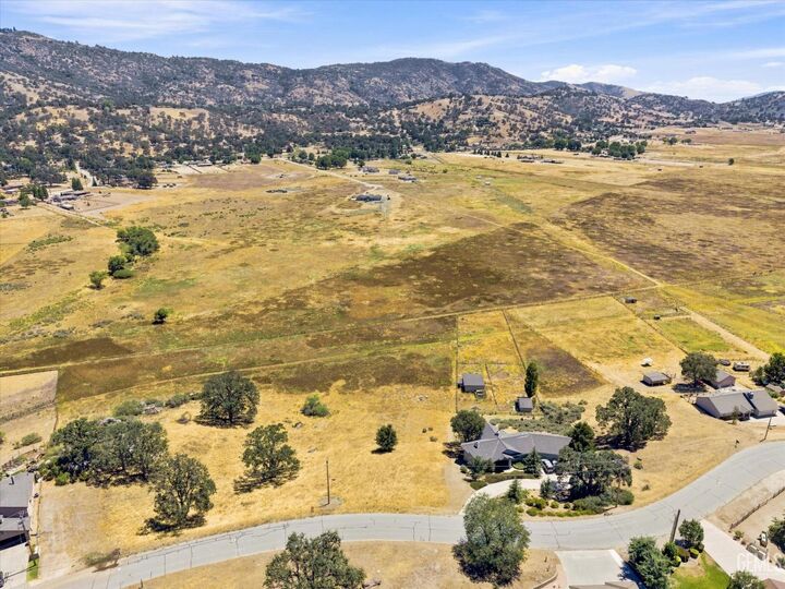 Property Photo:  23760 Dart Drive  CA 93561 