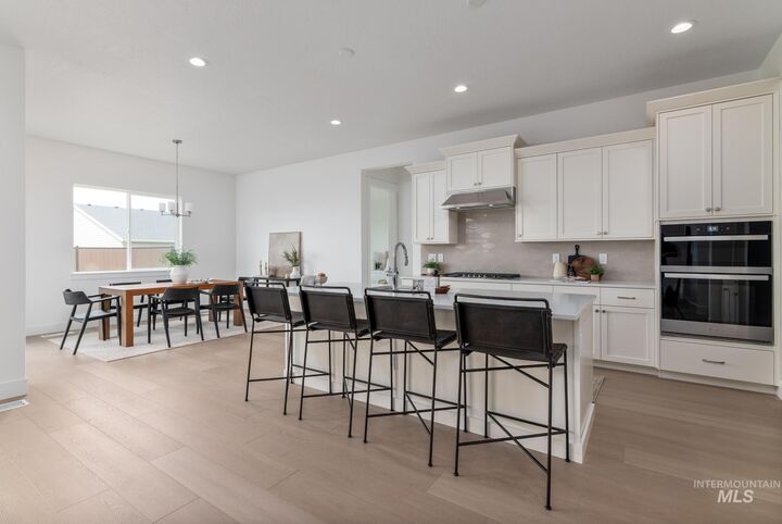 Property Photo:  5515 Juliet Rose Ave  ID 83607 