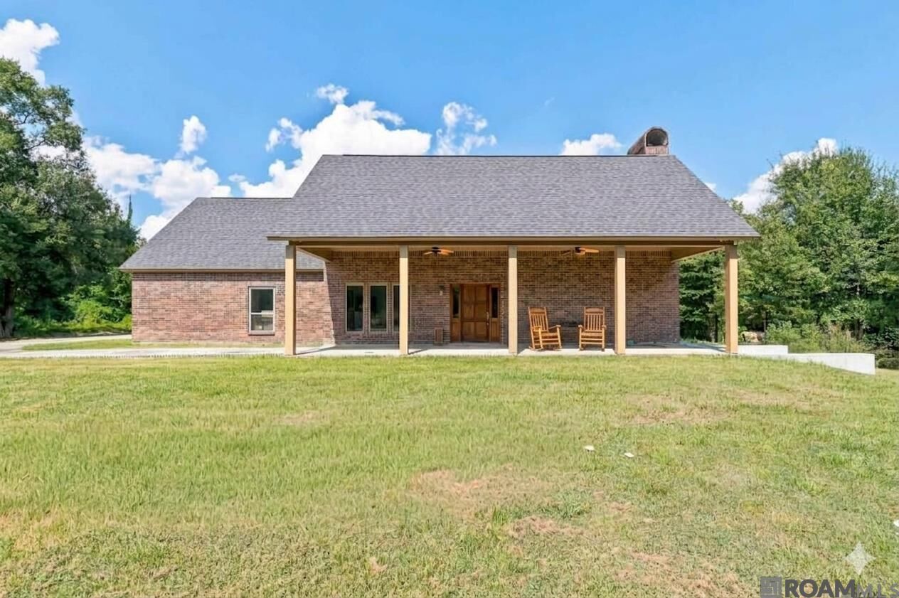 Property Photo: 12611 Old Hammond Hwy LA 70816