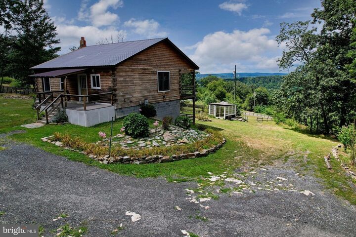 Property Photo:  107 Wakeman Drive  WV 26704 