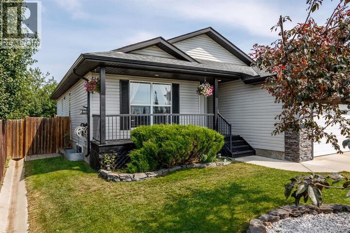 Property Photo: 112 Hillview Drive AB T1P 1Z6