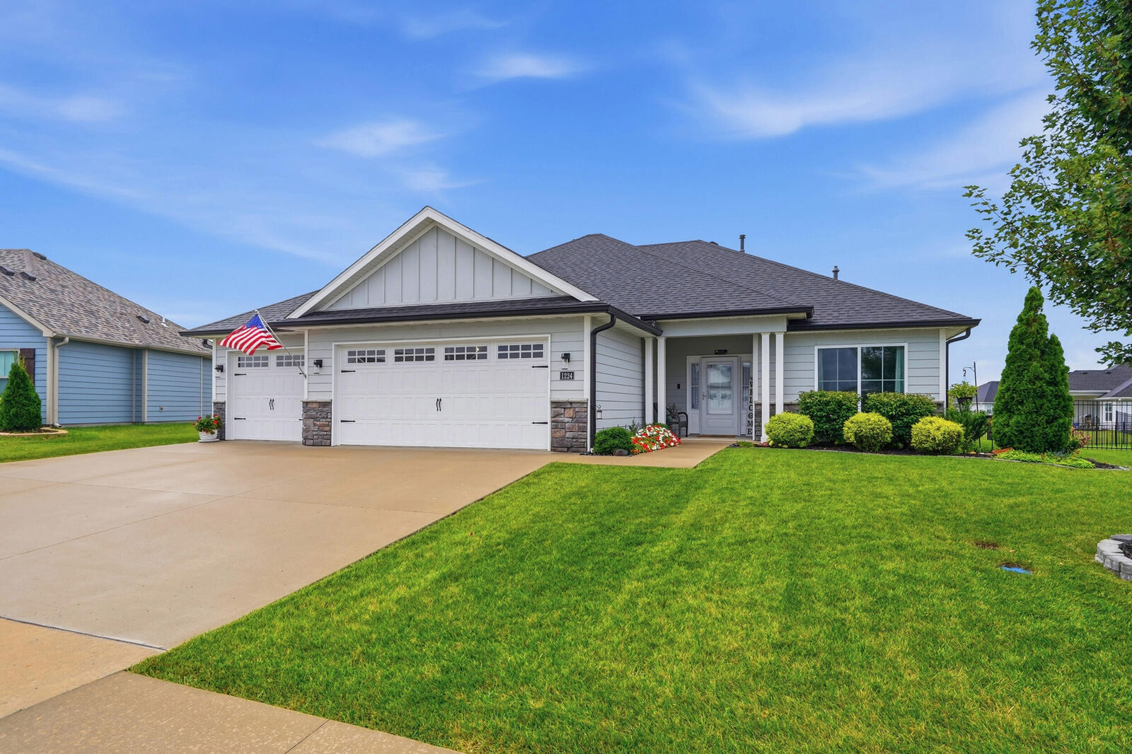 Property Photo: 1224 Shore Acres Lp MO 65201