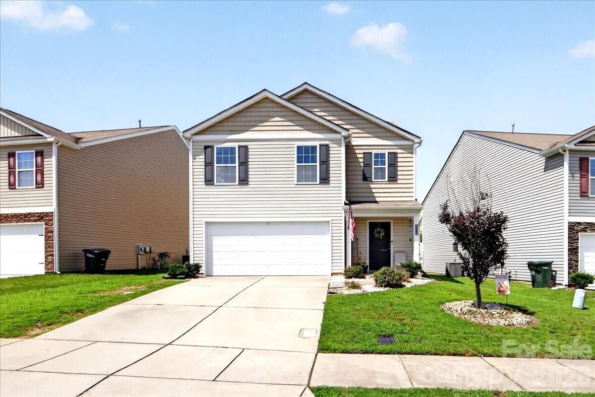 Property Photo: 4033 Long Arrow Drive NC 28025