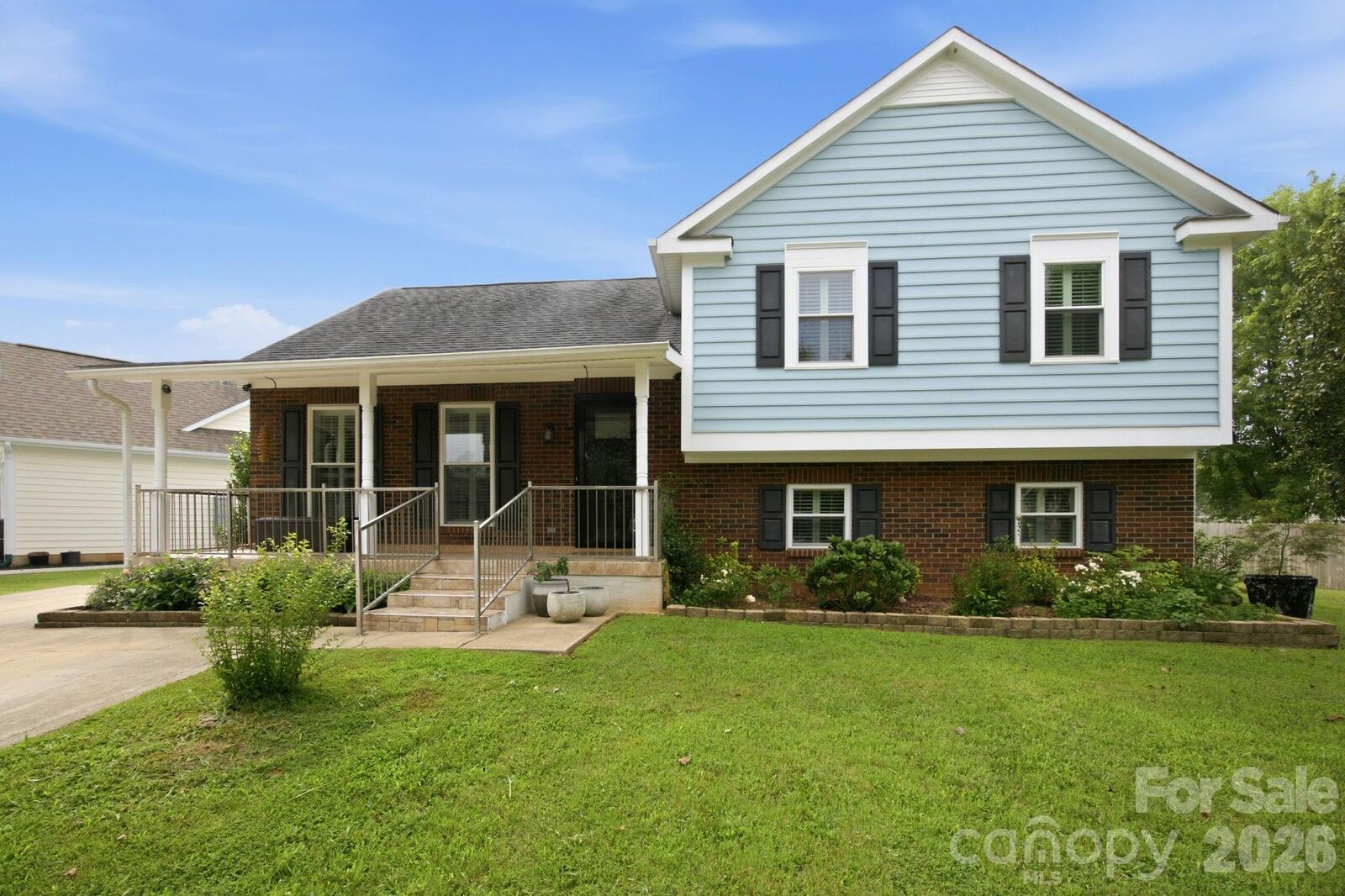 Property Photo:  7017 Culloden More Court  NC 28217 