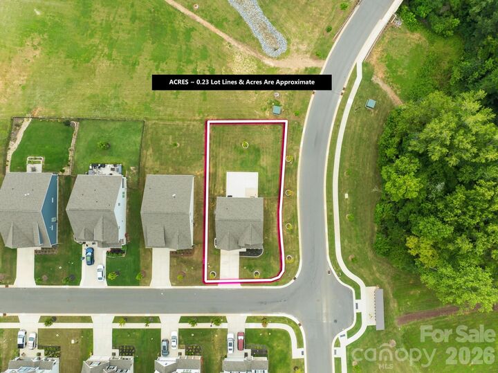 Property Photo:  104 Aviendha Lane  NC 28166 