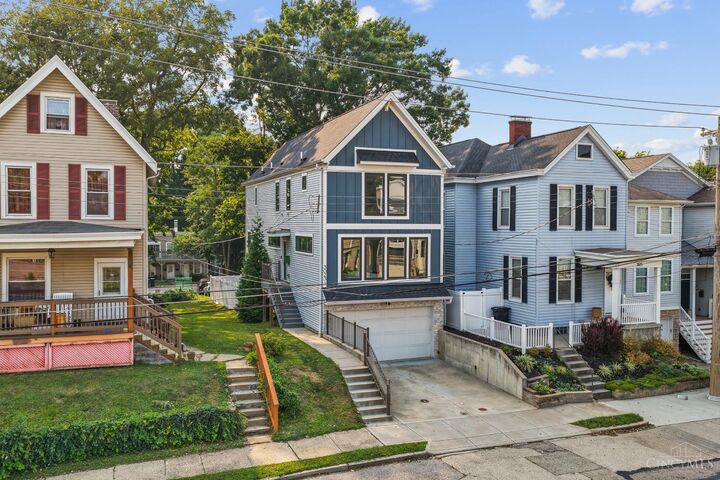 Property Photo: 3023 Lavinia Avenue OH 45208